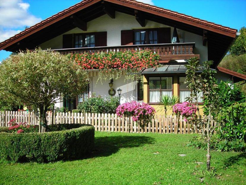 Ferienwohnung Rutz Inkl. Chiemgaukarte 루폴딩 외부 사진